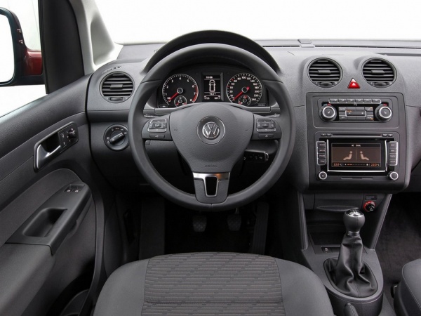 Volkswagen Caddy Kombi фото
