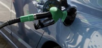 В России фантастическими темпами растут цены на бензин