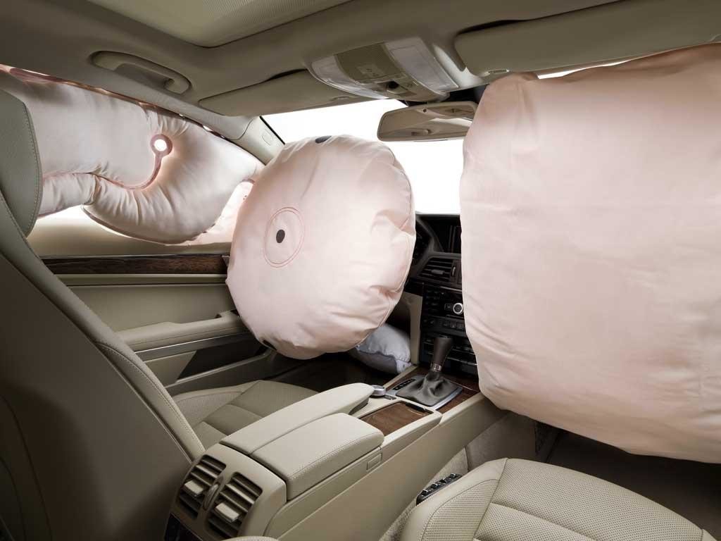 Особенности подушек безопасности для автомобиля